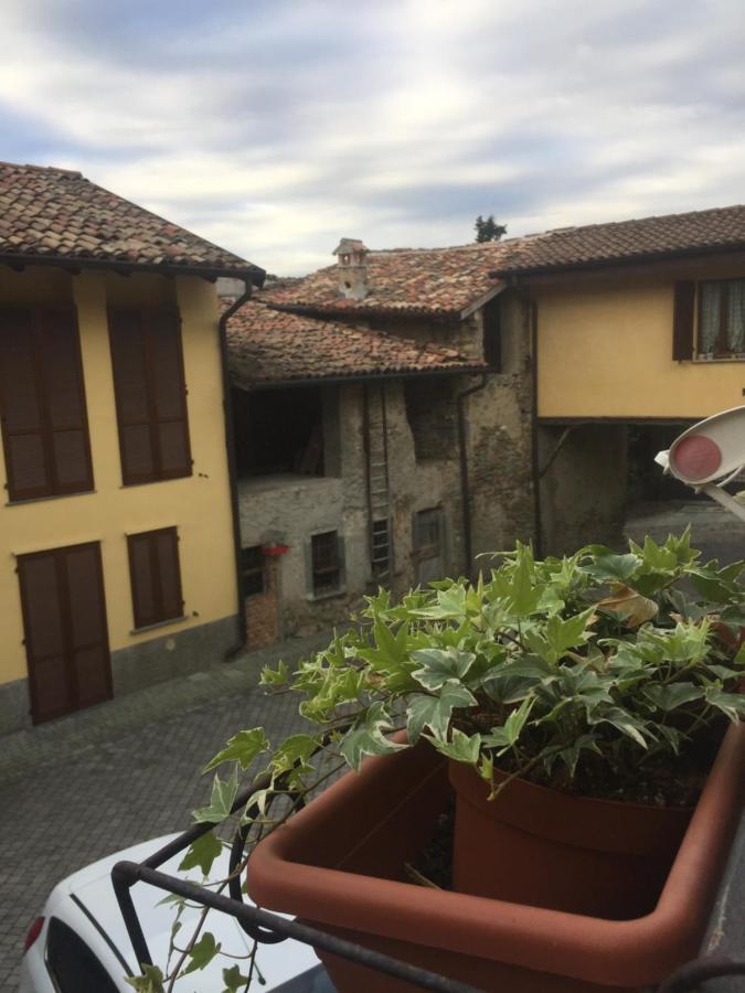 B&B Il Portico Del Conte Bosisio Parini ภายนอก รูปภาพ